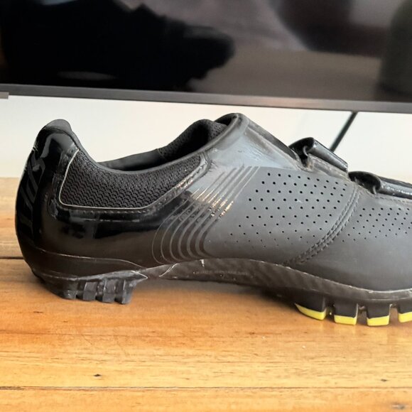 Specialized Black Cycling Shoes - Picture 4 of 8